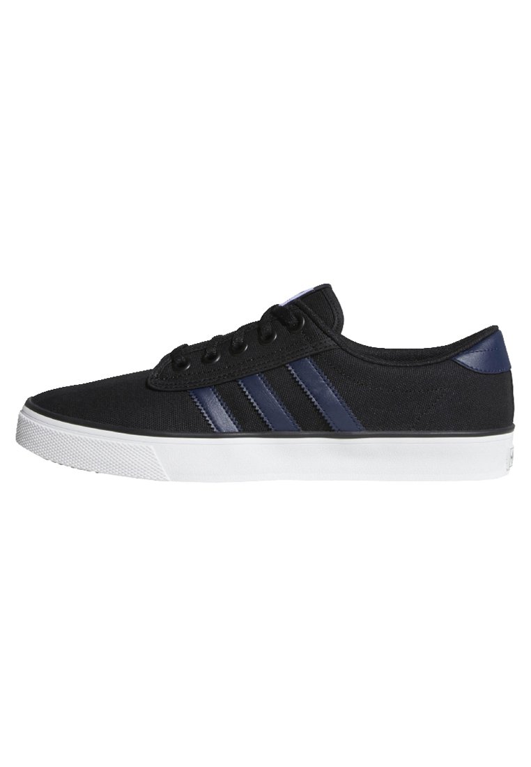 adidas gazelle silver green womens Handball Spezial main image 1