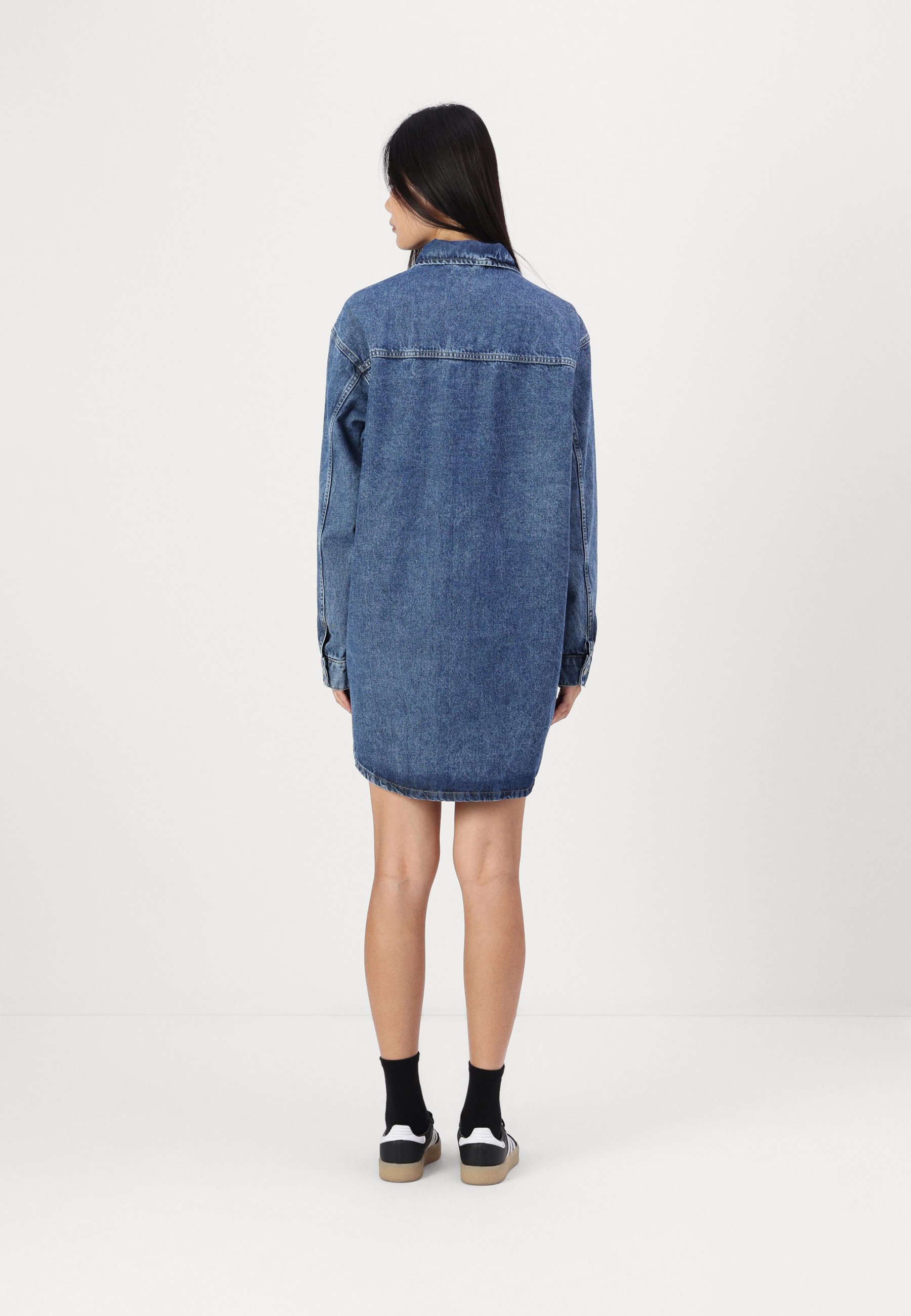 Noisy May Damenkleid NMEMILIA – Kurzarm-Kleid In Medium Grey Denim (Baumwolle)
