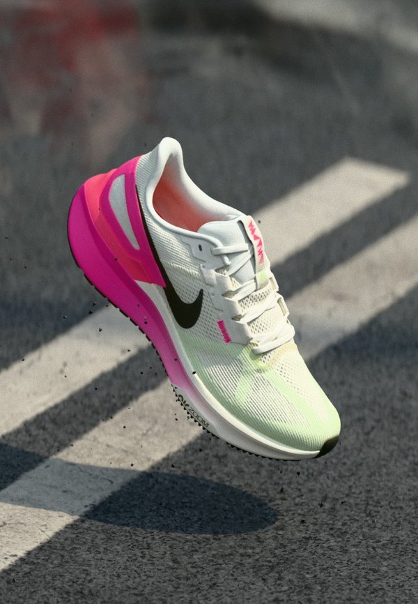 STRUCTURE 25 - Road running shoes3