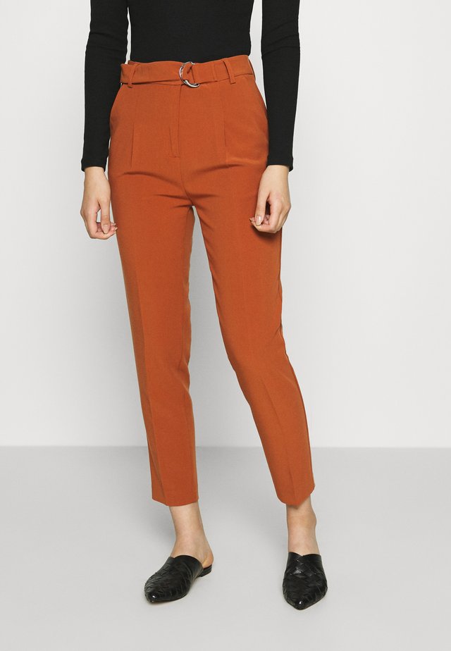 TROUSERS - Stoffhose - brown