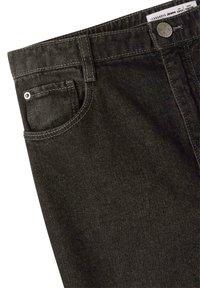 Jeans in denim nero con taglio dritto, dotati di chiusura con bottone, tasche frontali e dettagli di cucitura visibili.