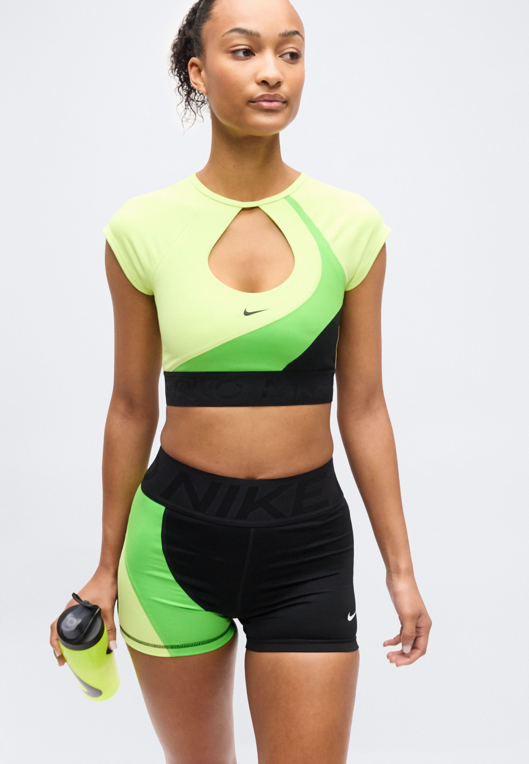 nike crop twist top