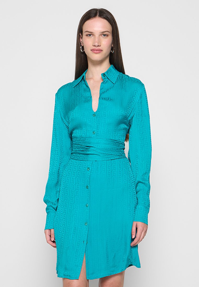 Vestido camisero