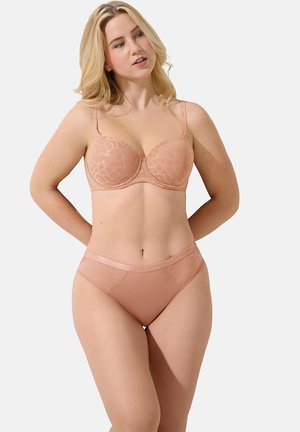 Lisca Slip - beige