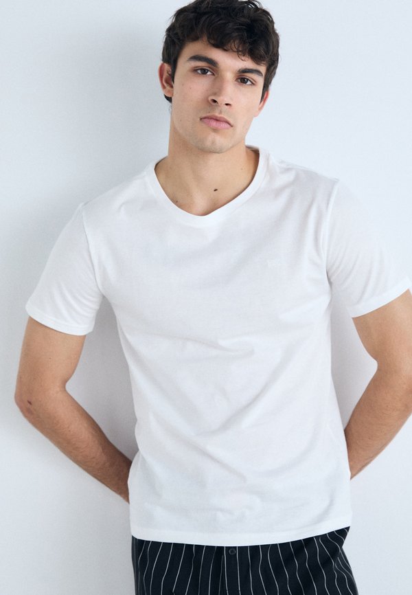 SIGNATURE TEE 3 PACK - Undershirt4