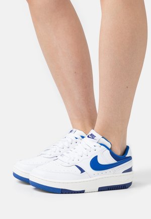 Baskets basses - white