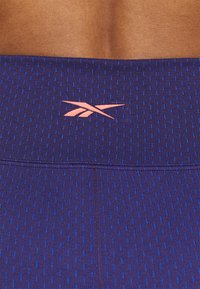 Reebok Trikoot - purple