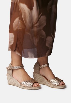 SARAI - Alpargatas - plati