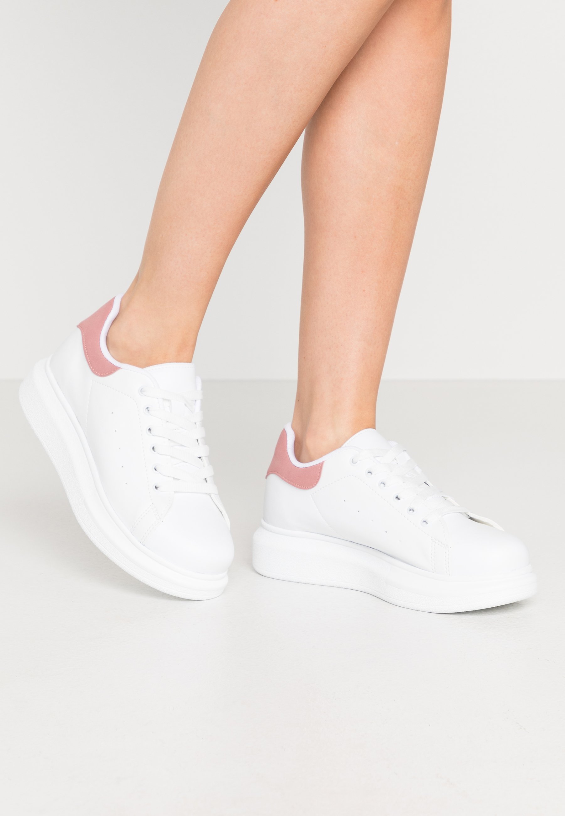 Alexander Mcqueen sneakers dupes