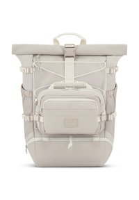 Zaino roll-top in tessuto beige chiaro, con tasca frontale, spallacci regolabili, chiusura a fibbia e dettagli in corda elastica.