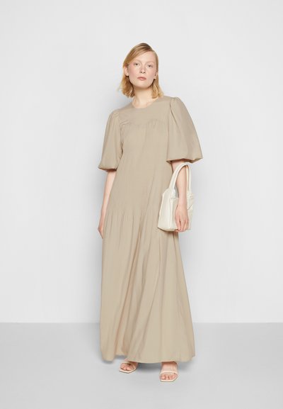 DESIGNERS REMIX VALERIE LAYERED DRESS - Vestido comprido - oyster