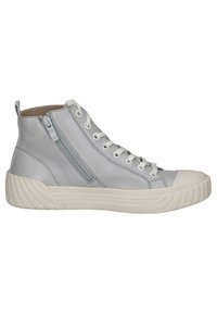 Hoge sneakers van grijs leer met een gestructureerde witte zool. Heeft een zijrits en centrale vetersluiting, naadloos ontwerp.