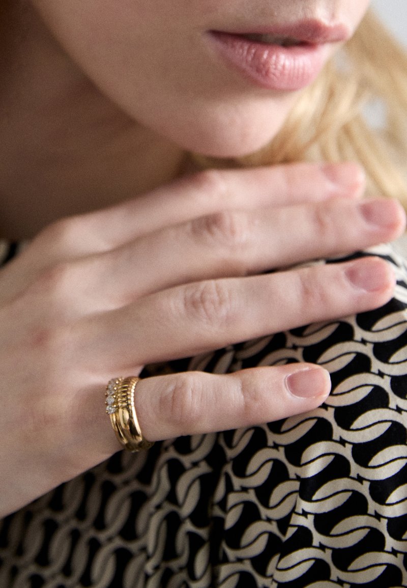 Yvonne Leon BAGUE BOUEE BERLINGOT - Ring - yellow gold-coloured