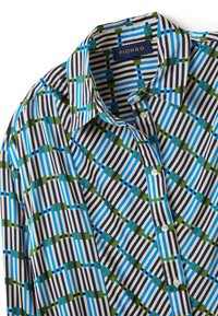 Kariertes Hemd mit Kragen in einem geometrischen Muster aus blauen, grünen, schwarzen und weißen vertikalen und horizontalen Streifen, beschriftet mit "PIOMBO."