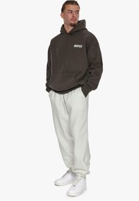 Dropsize HEAVY LOOSE FIT JOGGER - Joggebukse - cream white