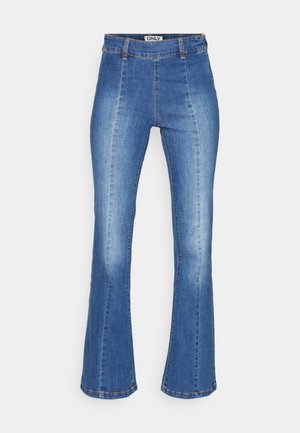 ONLY ONLWAUW MID FLARED ZIP CUT  - Bő szárú farmerek - medium blue denim