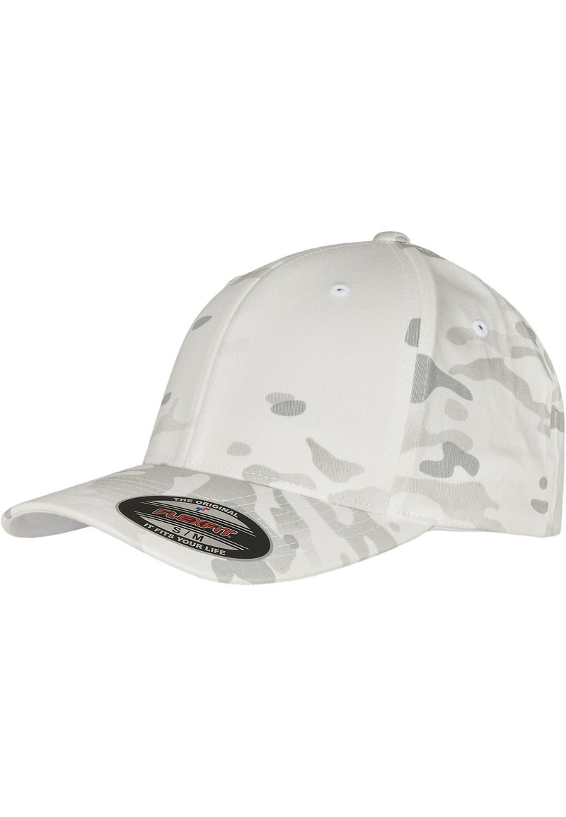 Hvid kasket med lys grå camo mønster, lavet af bomuld, med en buet skygge og et mærke, der viser "Flexfit S/M."