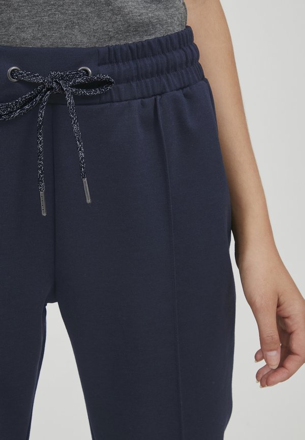 OXHELLAS REGULAR FIT - Tracksuit bottoms - total eclipse3