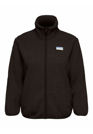 Veste en polaire noire avec fermeture éclair intégrale à l'avant, col haut et petite écusson rectangulaire bleu et blanc sur la poitrine.
