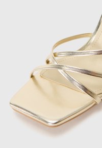 Simmi London MAISIE - High heeled sandals - gold-coloured
