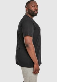 Urban Classics 3 PACK - T-shirt basic - black