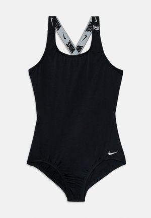 Maillot de bain une pièce noir avec des bretelles croisées grises à marque Nike et un petit logo Nike swoosh blanc sur la hanche gauche.