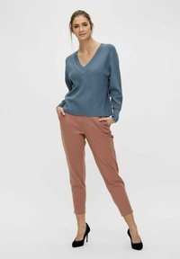 Object OBJLISA SLIM PANT - Calças - cognac