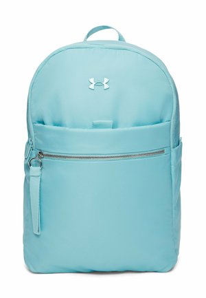 Lichtblauwe rugzak van zacht materiaal. Voorzien van een voorvak met ritssluiting, verstelbare banden en een handgreep aan de bovenkant. Logo duidelijk zichtbaar.