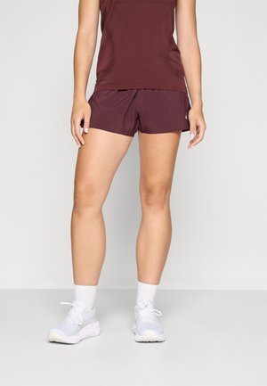 CORE SPLIT SHORT - Pantalón corto de deporte - dark currant