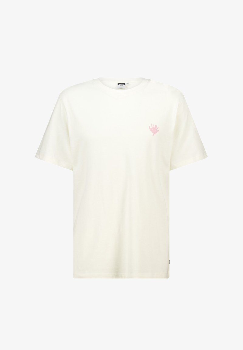 Witte katoenen t-shirt met een ronde hals en korte mouwen. Heeft een kleine roze handafbeelding op de linker borst. Eenvoudig ontwerp, zonder patronen.