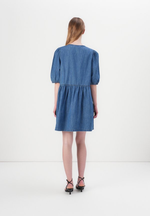 ONLCLARA PUFF BOW DRESS - Denim dress3