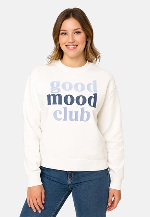 Weißes Sweatshirt mit blauem "good mood club"-Schriftzug, ausgestattet mit einem runden Halsausschnitt und gerippten Bündchen. Weiche Textur, lockere Passform und lässiges Design.