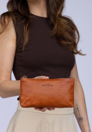 Gusti Leder, WASHBAG FRE UNISEX - Kulturbeutel - braun