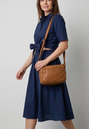 VENEZIA, CROSS BODY BAG - Sac bandoulière - brown