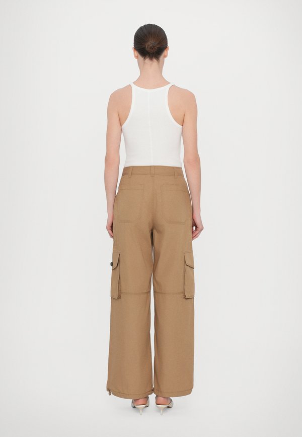 FAZIONE - Cargo trousers - sand3