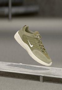 VERTEBRAE UNISEX - Sneakersy niskie