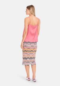 Marc Cain Top - bright candy pink