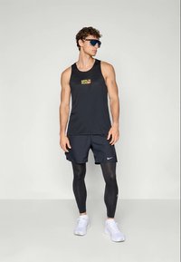 Nike Performance CITY STRIDE TANK - Top - black