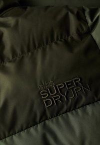 Unausgewählt, surplus goods olive green