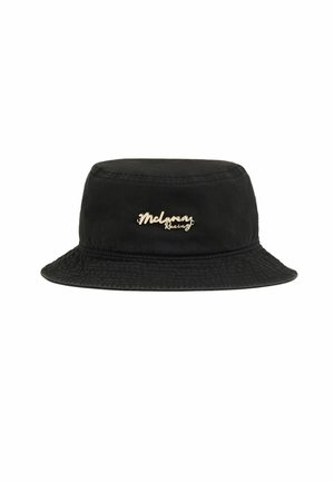 Czarna czapka typu bucket z tkaniny o teksturowanym wykończeniu. Z przodu znajduje się złote logo "McLaren Racing". Szeroki, elastyczny brzegi.