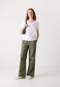 Thumbnail Image 6
