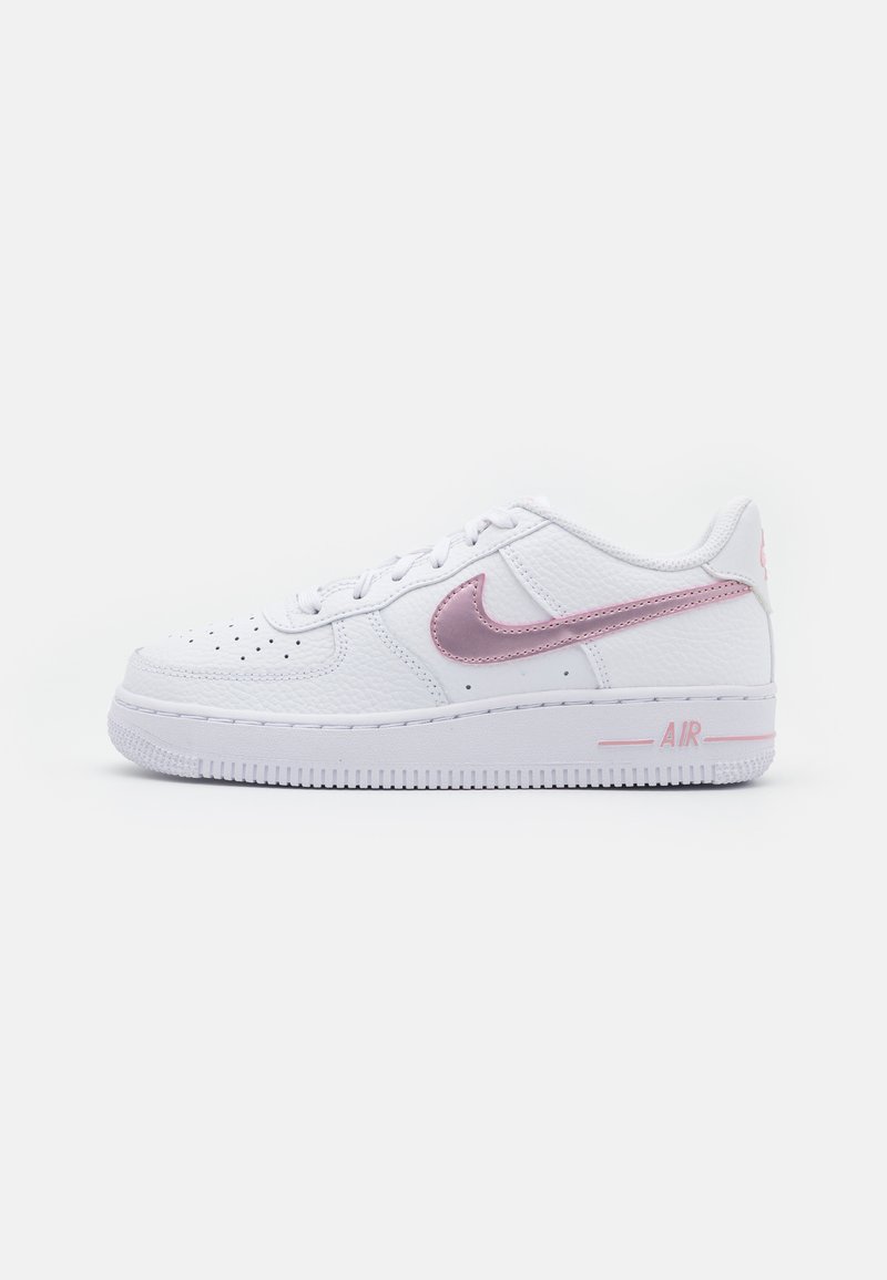 air force con baffo rosa