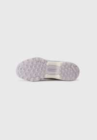 Adidas Terrex TERREX EASTRAIL 2  - Turistické topánky - taupe oxide/wonder alumina/preloved violet