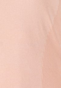 Endurance HALEN  SEAMLESS - Sports T-shirts -  peach whip