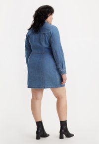 Levi's® Plus FLYNN WESTERN DRESS - Τζιν φόρεμα - ringing bells