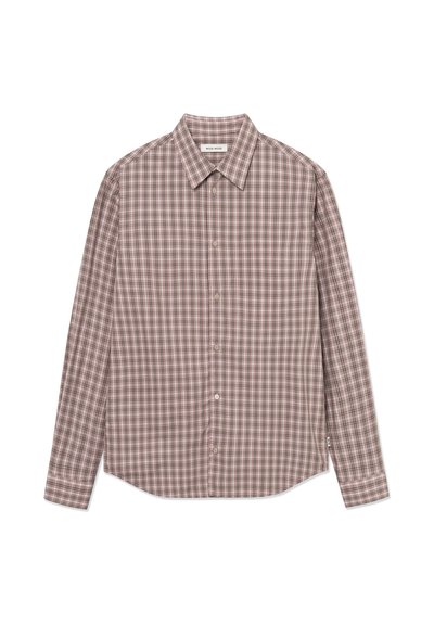 Camisa de manga larga con botones en un patrón de cuadros marrones, que presenta un cuello puntiagudo y una textura de tela ligera con un ajuste relajado.