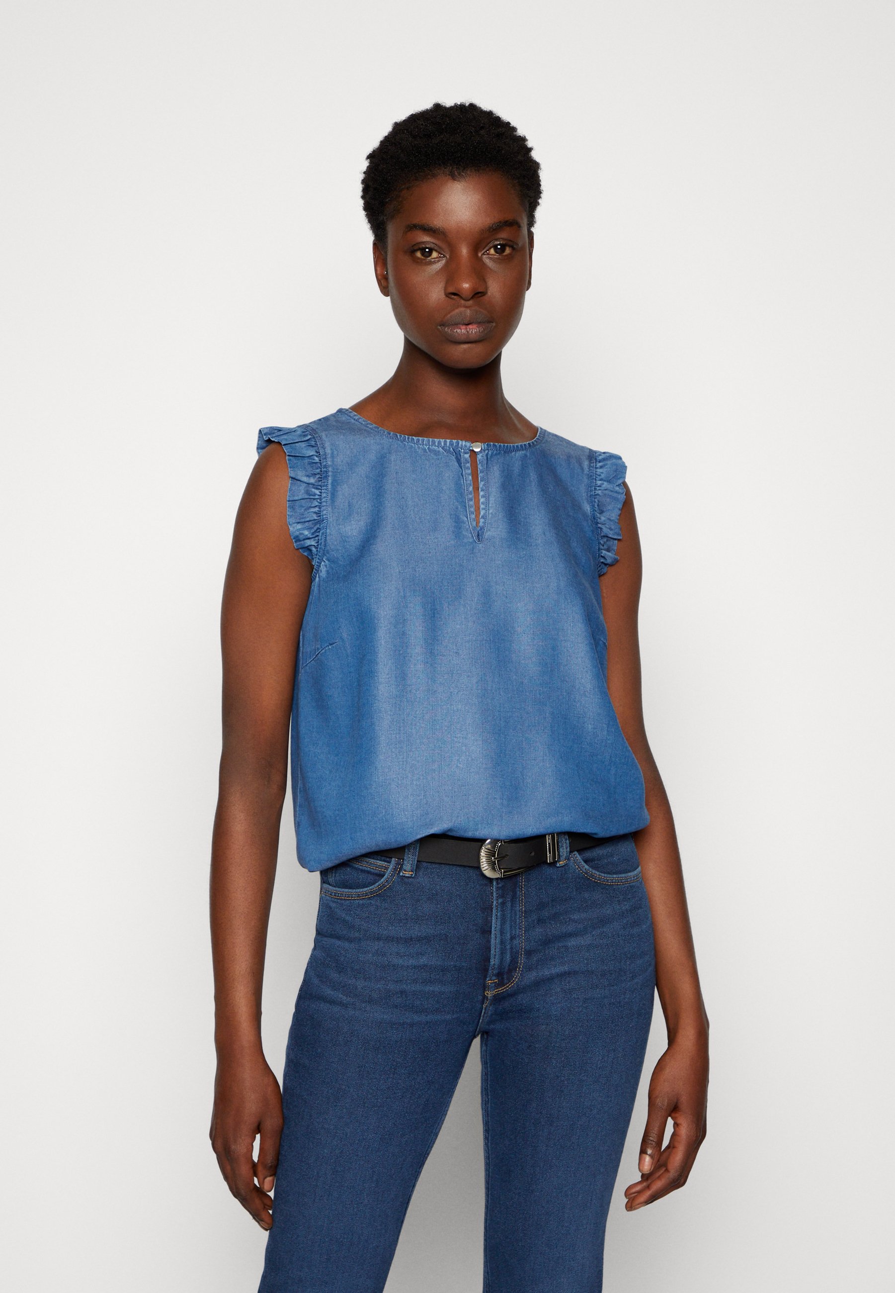 More \u0026 More BLOUSE NON SLEEVE - Blouse 