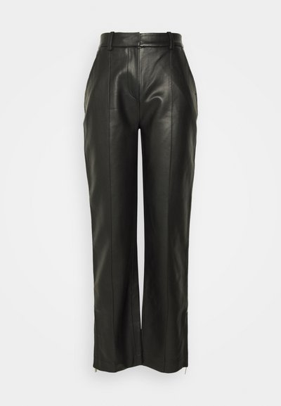 Han Kjøbenhavn STRAIGHT SUIT TROUSERS - Pantalones - black