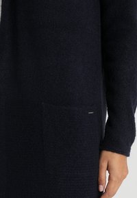 s.Oliver Neuletakki - dark blue