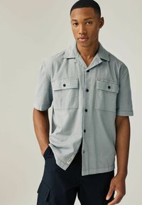 Next SHORT SLEEVE WITH CUBAN COLLAR - REGULAR FIT - Skjorter - grey